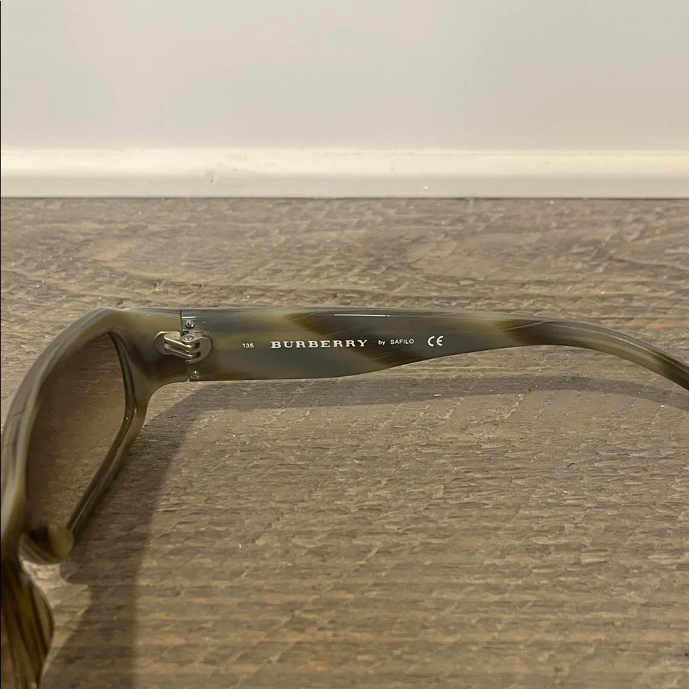 NWOT VTG Burberry 135 8483/S BXCD 57 14 Wmns Olive Nova Check Sunglasses - Picture 4 of 11